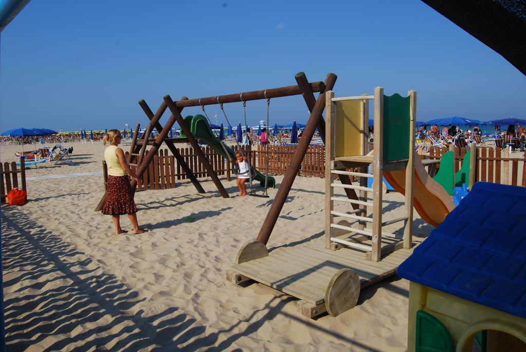 Hotel Principe Alba Adriatica Esterno foto
