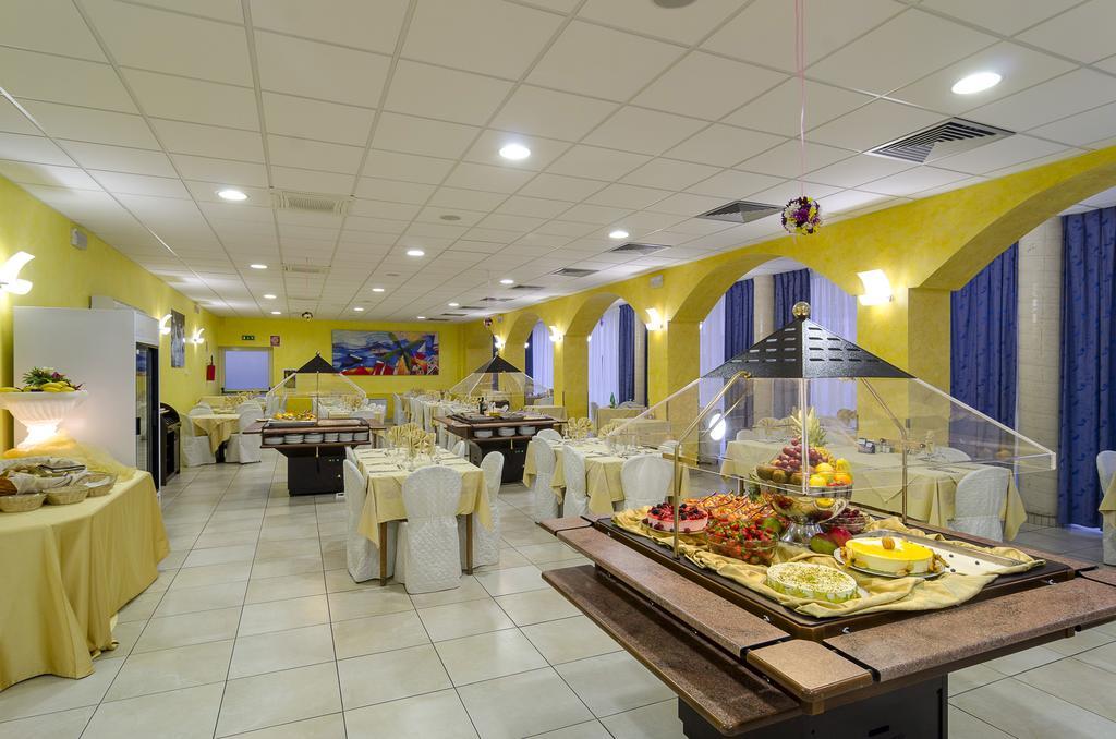 Hotel Principe Alba Adriatica Esterno foto