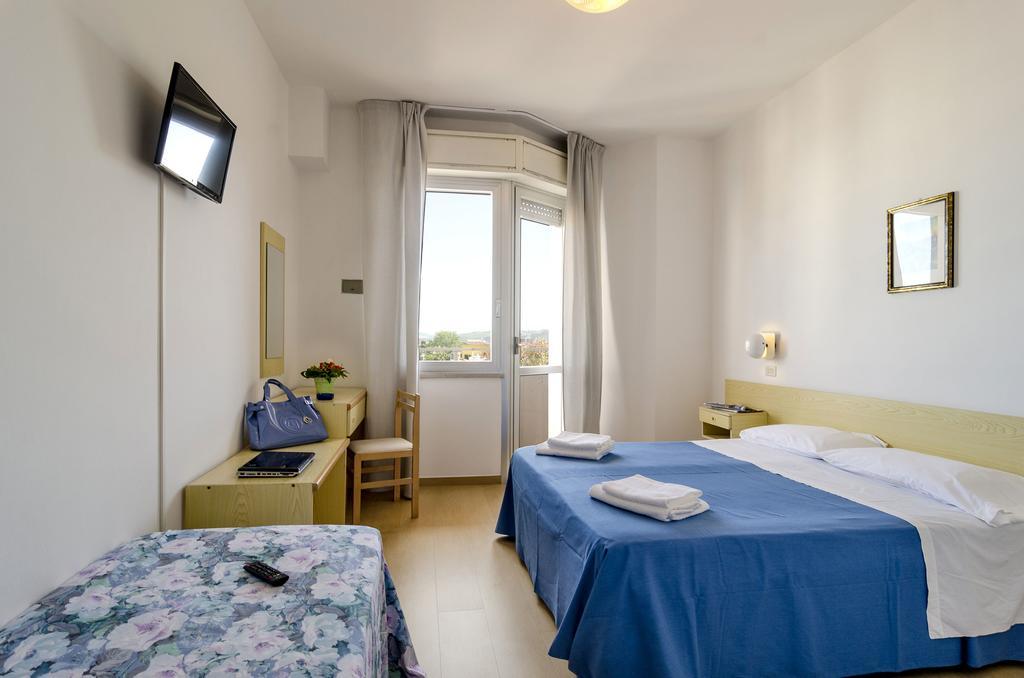 Hotel Principe Alba Adriatica Esterno foto